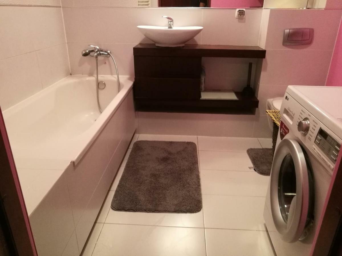 Salt Mine Apartment 64M2 Величка Екстериор снимка